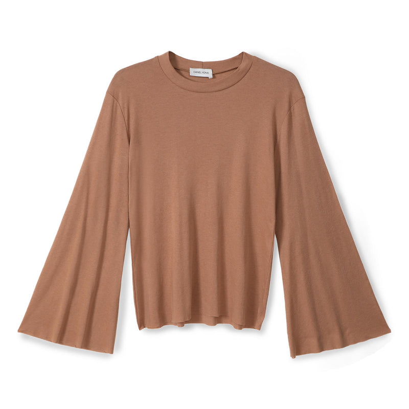 Wild basic with flared sleeve